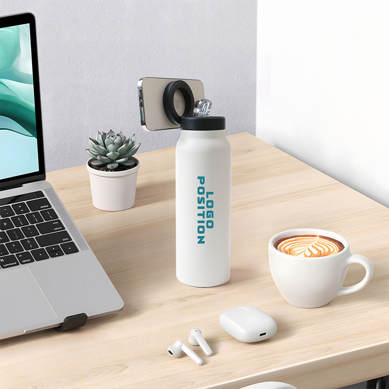Function Meets Form: The Innovation Behind Stainless Steel Insulated Bottles with Phone Stands